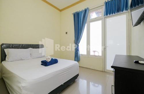 Paciran Hotel | Grand Kencana Guesthouse Syariah near Wisata Bahari Lamongan