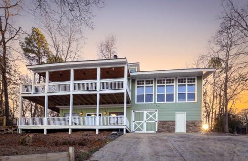 Cook Springs House | Grand Lake Escape: Serenity Meets Space