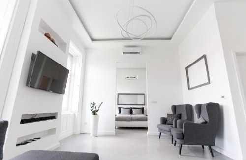 Erzsebetvaros Apartment | Grand Loft Design