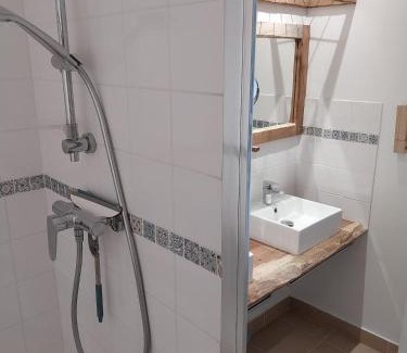Laguian-Mazous House | Grand logement 140m2 pour 6 personnes