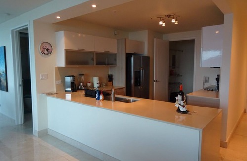 Playa Bonita Village Condo | Grand Panoramic Ocean View Property in Panama