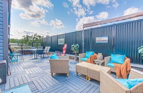 Paris Condo | Grand River.Grand View executive condo Downtown Paris