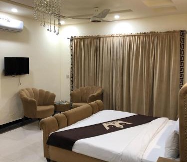 F-8 Sector Bed & Breakfast | Grand Royal