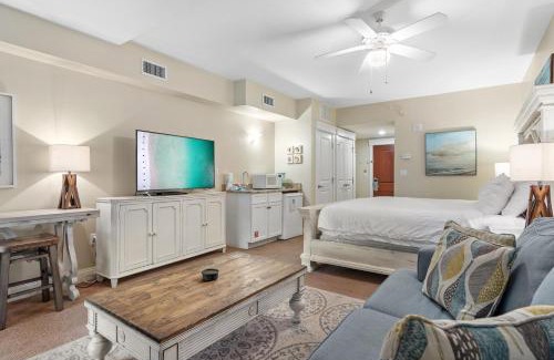 Baytowne Wharf Apartment | Grand Sandestin 2210 Studio