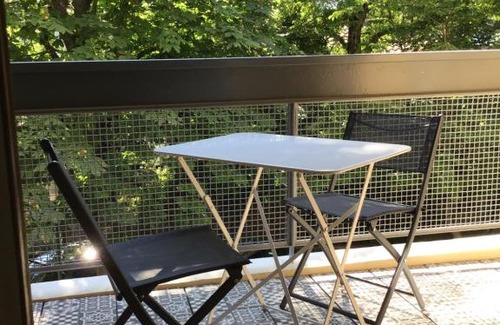 Couronne Urbaine Apartment | Grand T2 5min du centre historique D'Aix en Provence