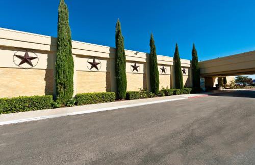 Midland Hotel | Grand Texan Hotel and Convention Center