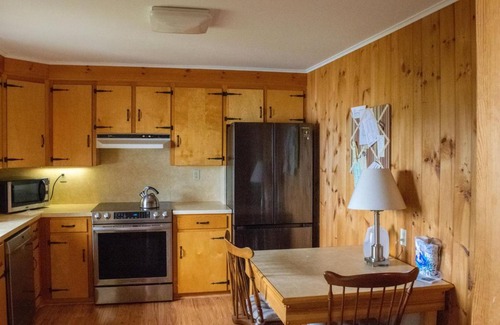 Sunapee House | Grand View At Fernwood