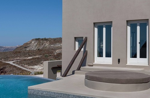 Akrotiri Villa | Grand Villa 2 with private heated pool