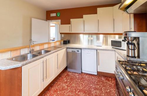 Ferrieres House | Grand Villa with Bubble Bath, cleaning included