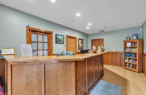 Nashville Apartment | Grand Wood Suites - 3rd Floor Back Side Penthouse Suite 307