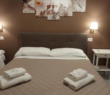 Isola Sacra Apartment | GRANDE ATTICO - 3 Camere da Letto - Fiumicino Aeroporto e Fiera
