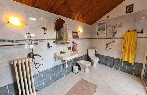 Le Pechereau Bed & Breakfast | Grande chambre calme avec vue, wifi et parking - Le Pêchereau - FR-1-591-559