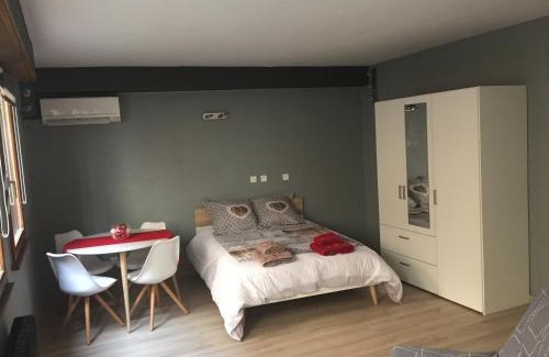 Wasselonne House | Grande Chambre Climatisée 1 à 4 couchages