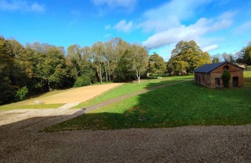 Saint-Jean-du-Cardonnay House | Grande Maison de Campagne au Milieu du Parc D'un Château