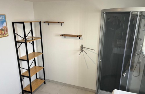 Auchy-les-Mines Apartment | Grande maison 6-8 couchages
