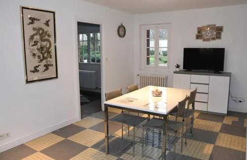 La Ferte-Saint-Cyr House | Grande maison proche du Zoo de Beauval pour 16 personnes !