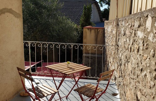 Soual House | Grande suite privée avec lit queen size et terrasse privée