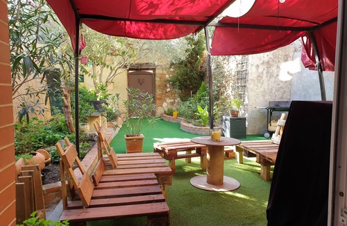 Soual House | Grande suite privée avec lit queen size et terrasse privée