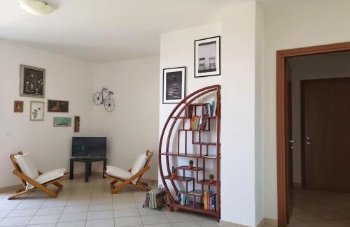 Orbetello Apartment | Grande terrazza vista laguna 3 piano con ascensore