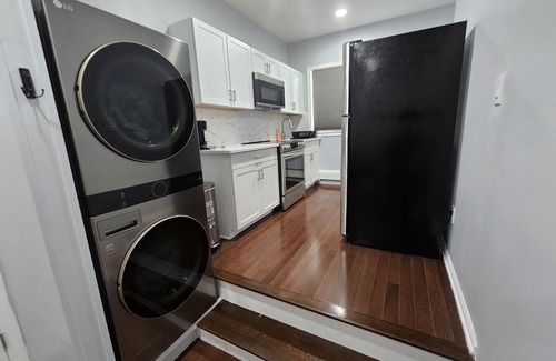 Hempstead House | Grandiosely Pleasant Suite 2