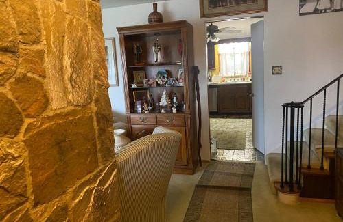 Lower Burrell Bed & Breakfast | Grandma Sang's Bed & Breakfast