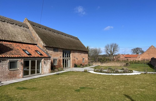 Filby House | Grange Farm Barn