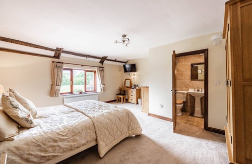 Norwich Other | Grange Farm House | Large Farm House in the Norfolk Countryside!