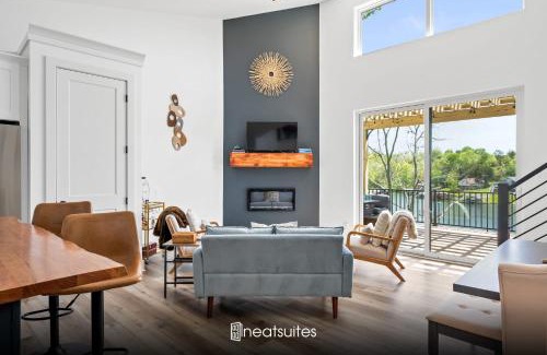 Williamstown House | Grant's Point Lake House