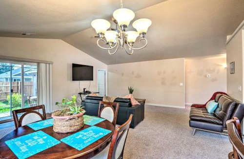Grants Pass House | Grants Pass Home 1 Mi to Downtown and Rogue River!