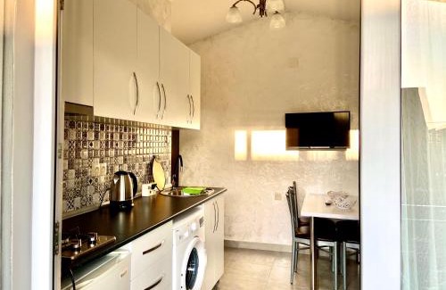 Kvariati Apartment | gray cottages