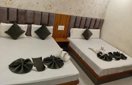 Amritsar Bed & Breakfast | Gray Stone- Two mints by walk From Golden Temple