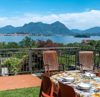 Baveno Apartment | Grazia - Bilocale con Vista Lago e Giardino