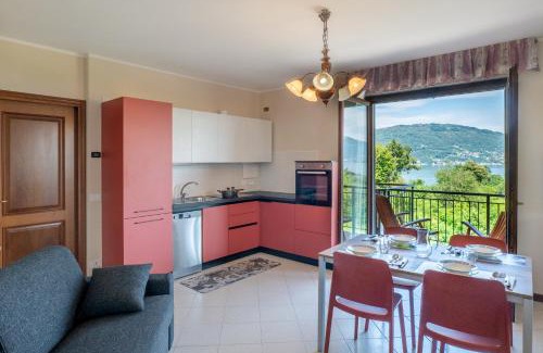Baveno Apartment | Grazia - Bilocale con Vista Lago e Giardino