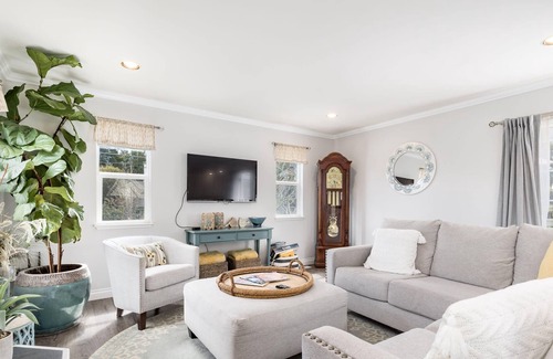 Beach Hill - Beach Flats House | Great 3-story home near Santa Cruz Beach Boardwalk