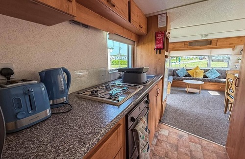 Withernsea House | Great 4 berth caravan at Withernsea Sands ref 79003HG
