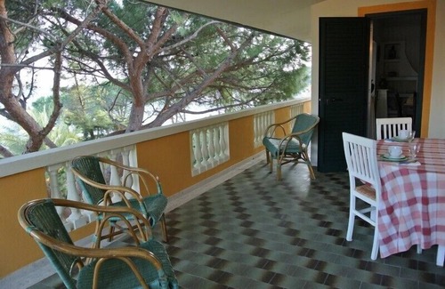 Sas Linnas Siccas Apartment | Great Apartment in a villa overlooking the sea with terrace and garden