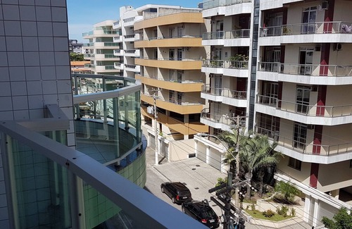 Braga Apartment | Great Apt 2 Qts, 1 bathroom + dependence on the service prepared in Cabo Frio. WIFI.