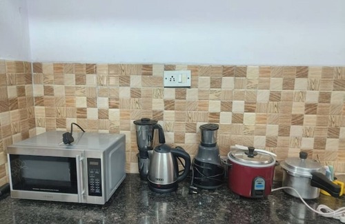 Jubilee Hills Apartment | great CoupleFriendly family 2bhk Banjarahills rd3
