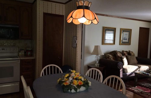 Donalsonville House | Great Creek Location for fishermen, travelers, hunters, and families!
