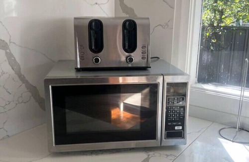 Booker Bay House | Great family getaway with Wifi & BBQ!