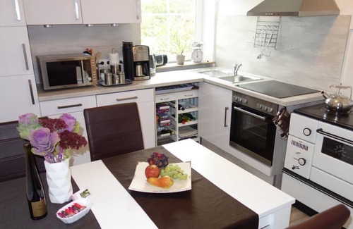Kluesserath Apartment | Great flat in Klüsserath with large garden