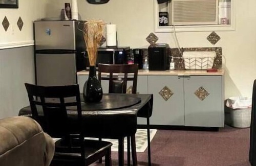 Franklin Estates Cottage | Great gameroom in the Country close to Texas A&M.