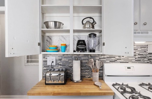 Olathe House | Great Home Base for Exploring KC 2BR Suburb