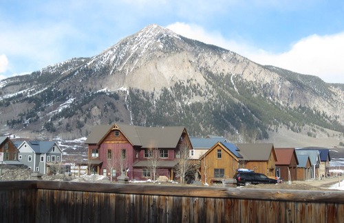 Crested Butte House | Great Location, In town, amazing views from 275.00 night