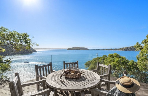 Great Mackerel Beach House | Great Mackerel Beach Cabin (Palm Beach and Pittwater Views)