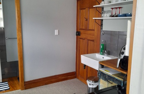 Gisborne House | Great Place to stay