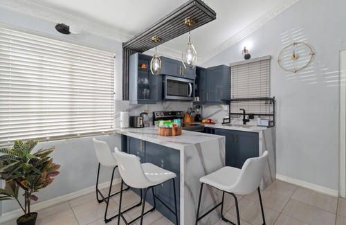 Old Harbour House | Great Price, Modern, Video Games, All Inclusive!