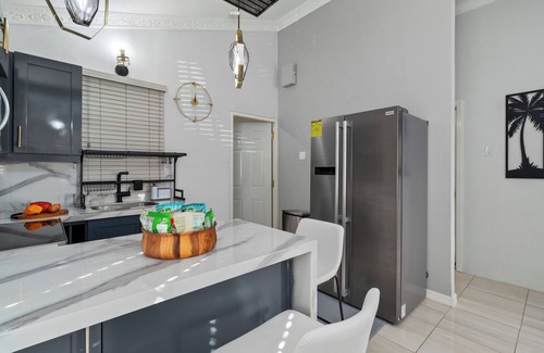 Old Harbour House | Great Price, Modern, Video Games, All Inclusive!