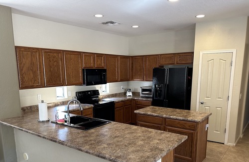 Seville House | Great quiet golf community