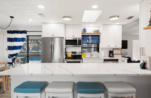 Port Orange House | Great Sunsets on Lake & Heated Pool /4-bedroom house
